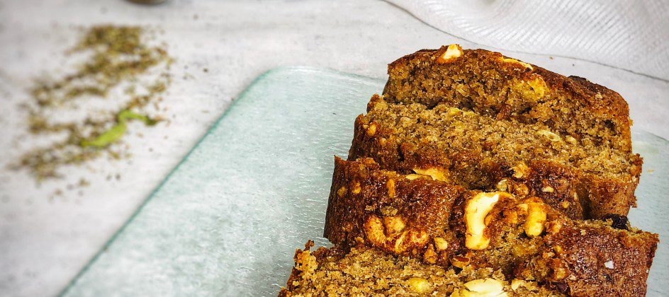 Ceci est une photographie de gâteau moelleux noisette sans gluten-zenglutenfree