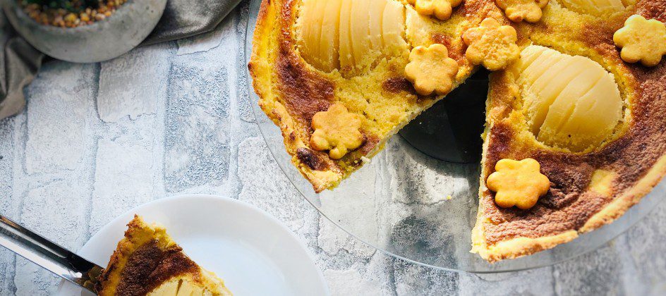 Ceci est une photographie de tarte à la poire sans gluten et sans lactose-zenglutenfree