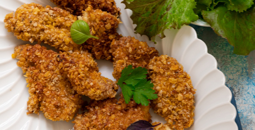 Ceci est une photographie de poulet croustillant sans gluten, sans lactose-zenglutenfree