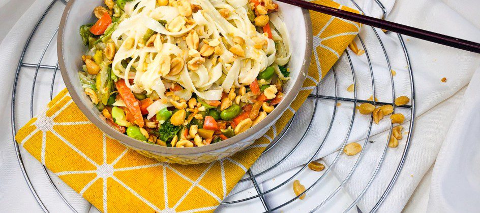 Ceci est une photographie de pad thaï express aux légumes sans gluten-zenglutenfree