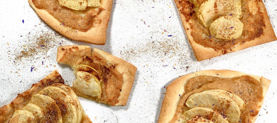 Ceci est une photographie de tartinettes à la pomme sans gluten