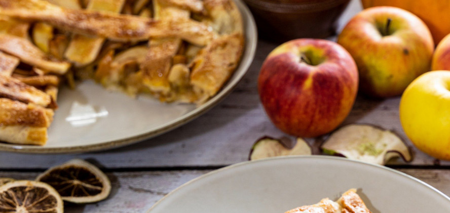Ceci est une photographie de tarte aux pommes sans gluten-zenglutenfree