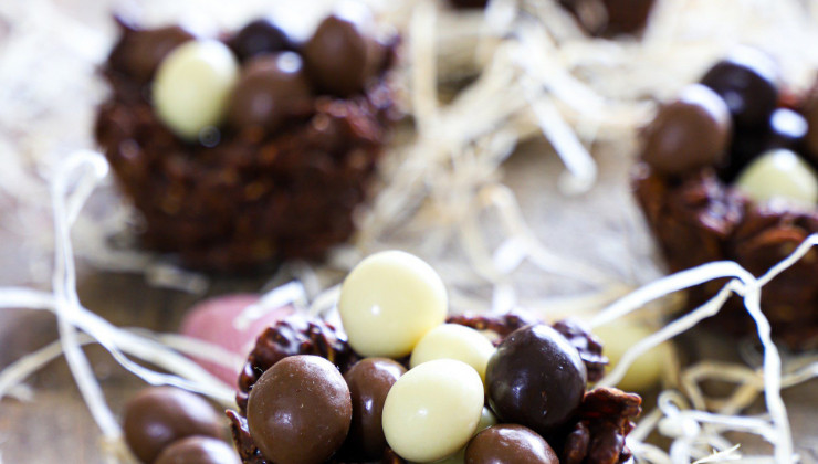 Ceci est une photographie de nids de pâques façon roses des sables-zenglutenfree