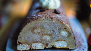 Ceci est une photographie de Bûche glacée à la cacahuète sans gluten