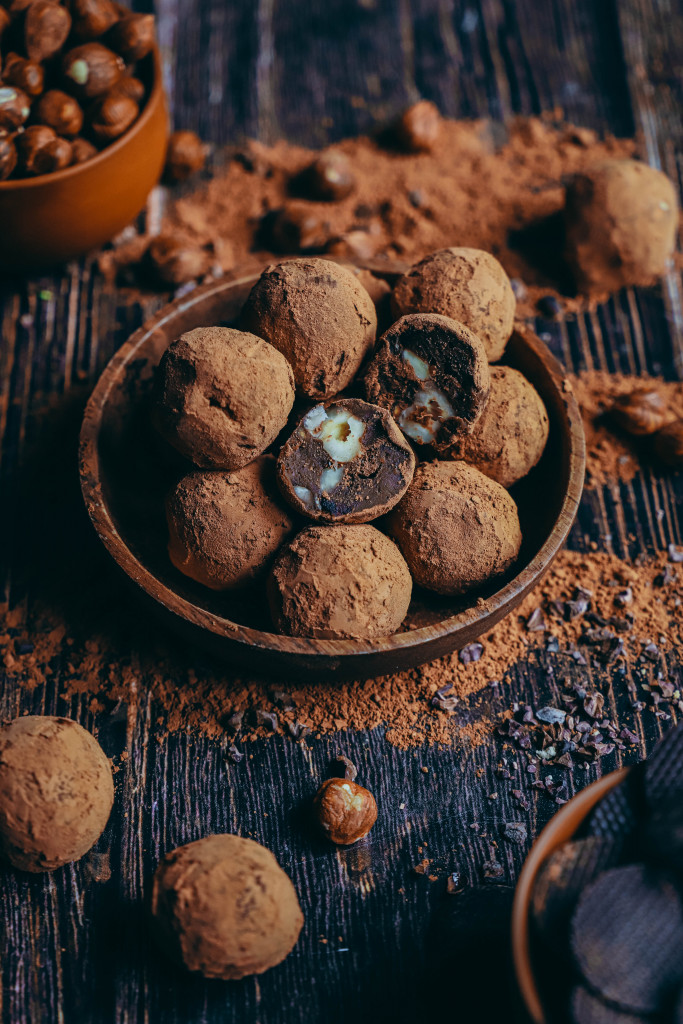 Ceci est une photographie de truffes en chocolat-zenglutenfree