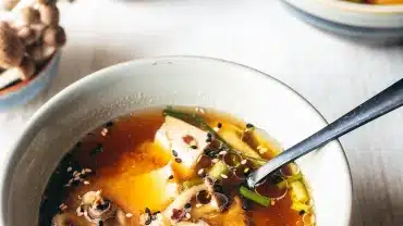 Ceci est une photographie de soupe miso express sans gluten-zenglutenfree